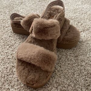 Koolaburra by UGG Tan Fur Lined Boots. New WOT